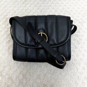 Universal Thread Black Quilted Crossbody Bag Faux Leather Bronze Hardware Chic